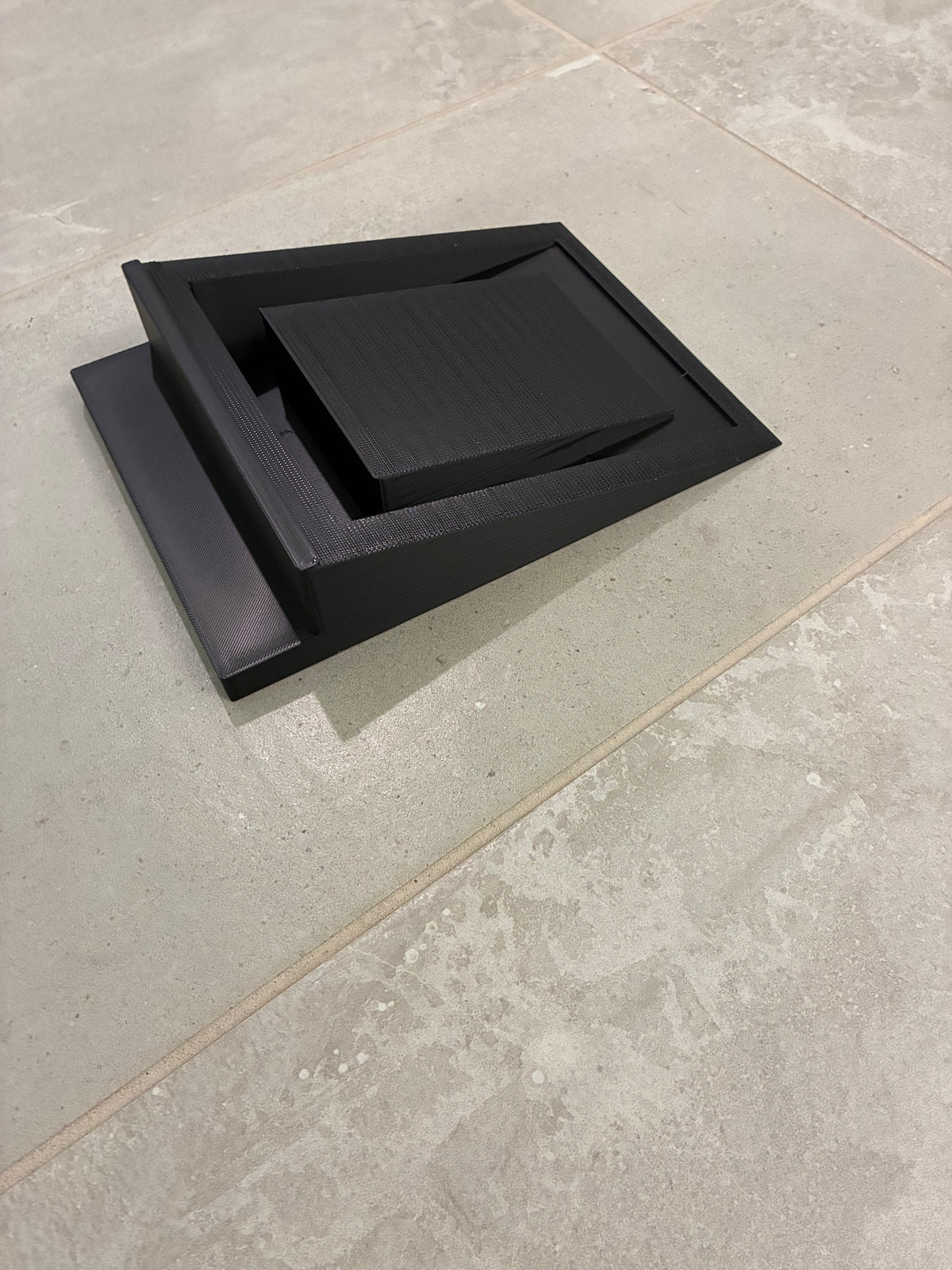 Battery wedge