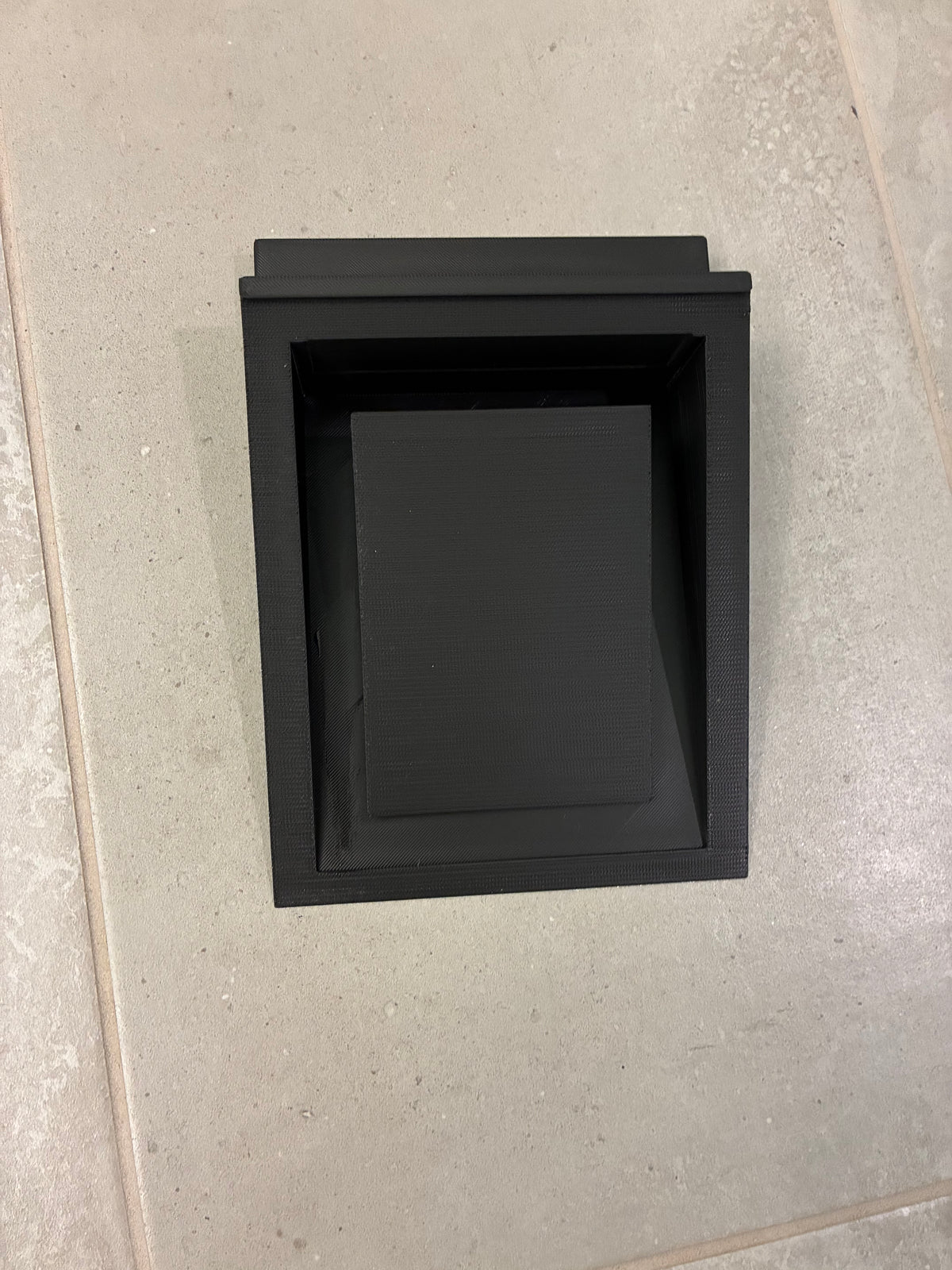 Battery wedge