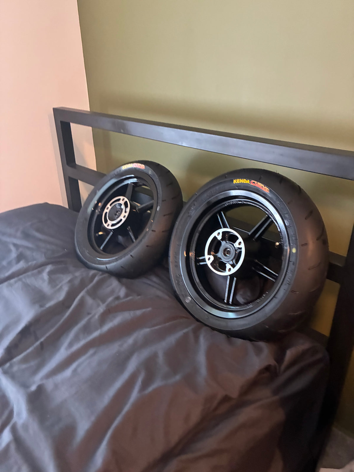 Kenda curve yozma/tuttio/valentinsu 12/12 Supermotos