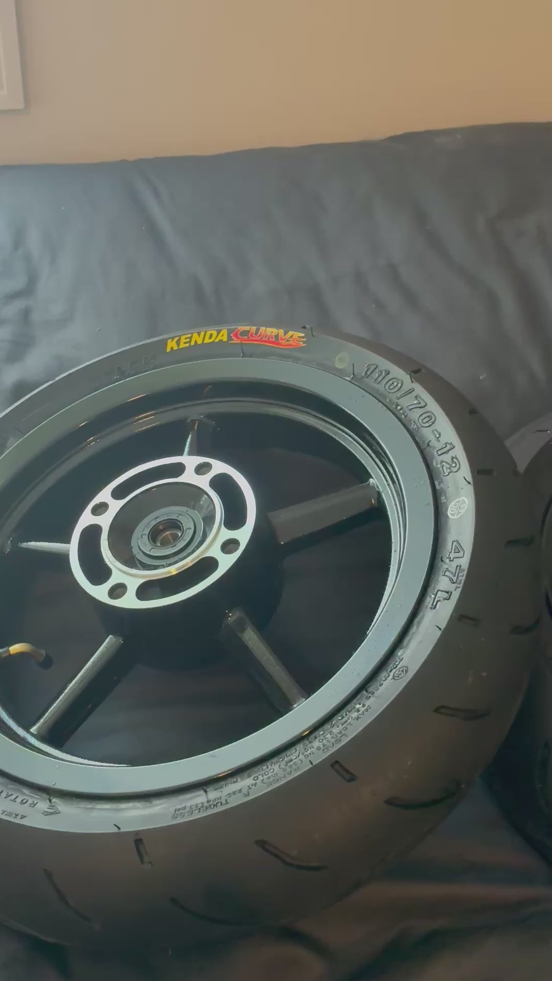 Kenda curve yozma/tuttio/valentinsu 12/12 Supermotos
